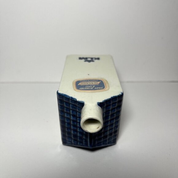 KLM Blue Delftware Miniature House Bottle *empty* - Picture 8 of 11